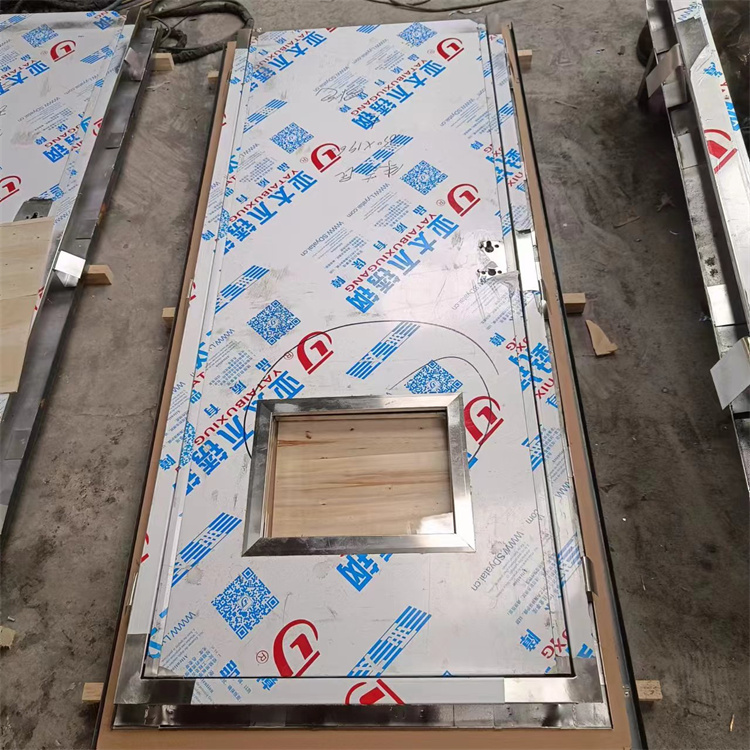 茂名购买铅门需要考虑的问题